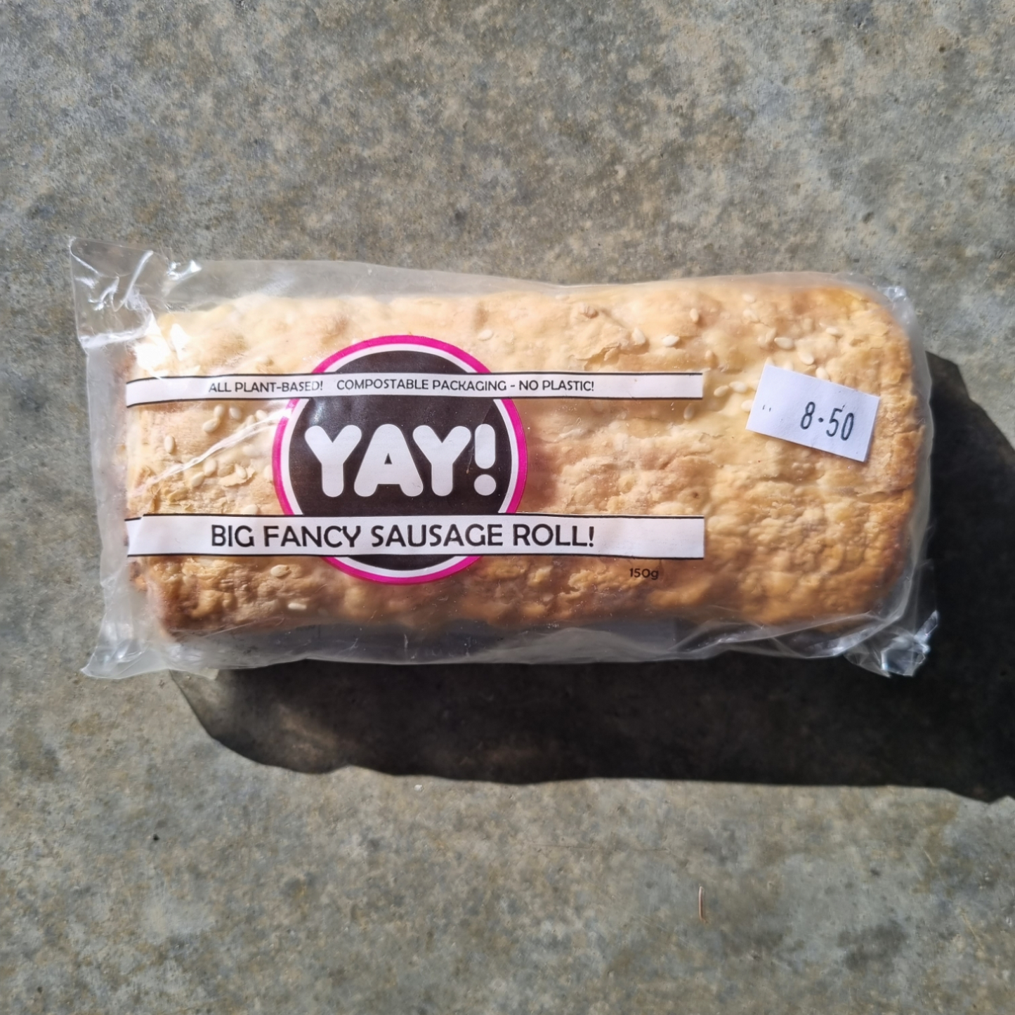 VEGAN SAUSAGE ROLL
