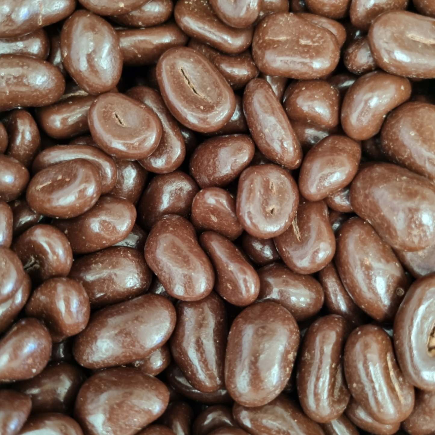 PEANUTS DARK CHOCOLATE VEGAN