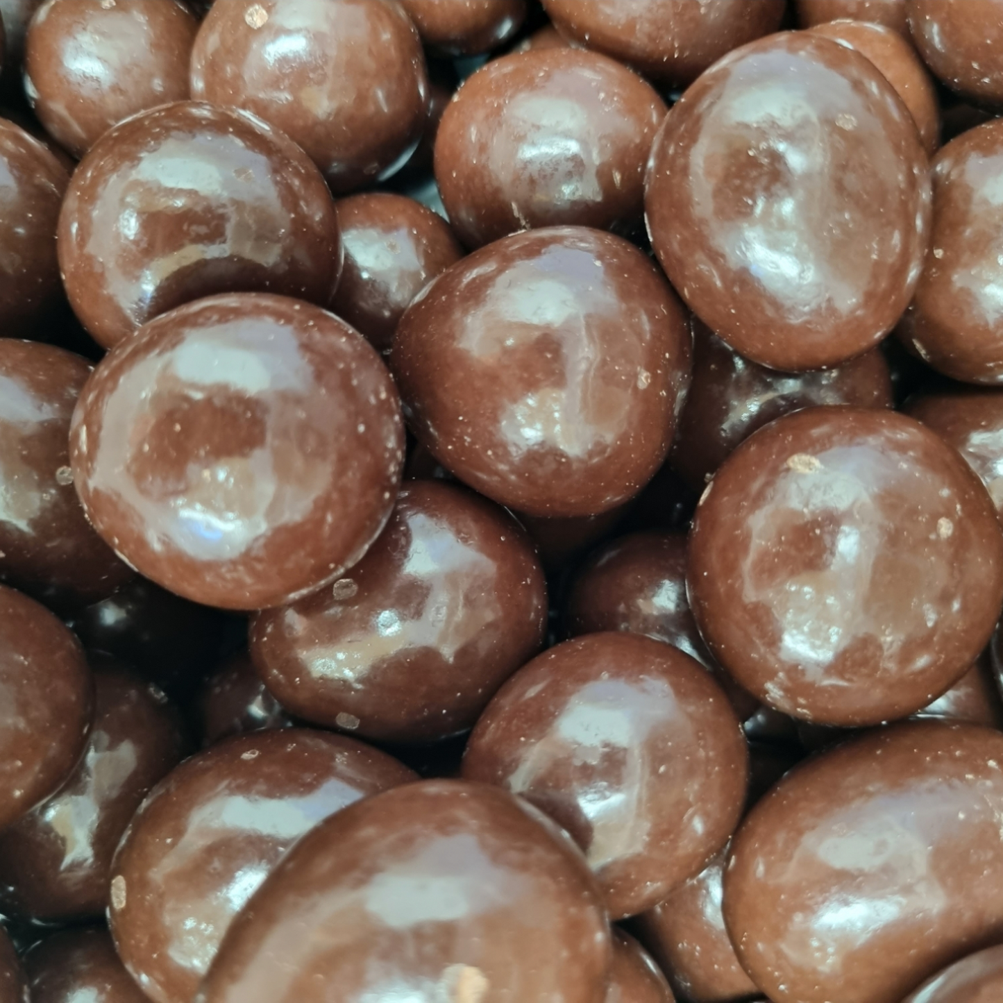 STRAWBERRIES DARK CHOCOLATE VEGAN