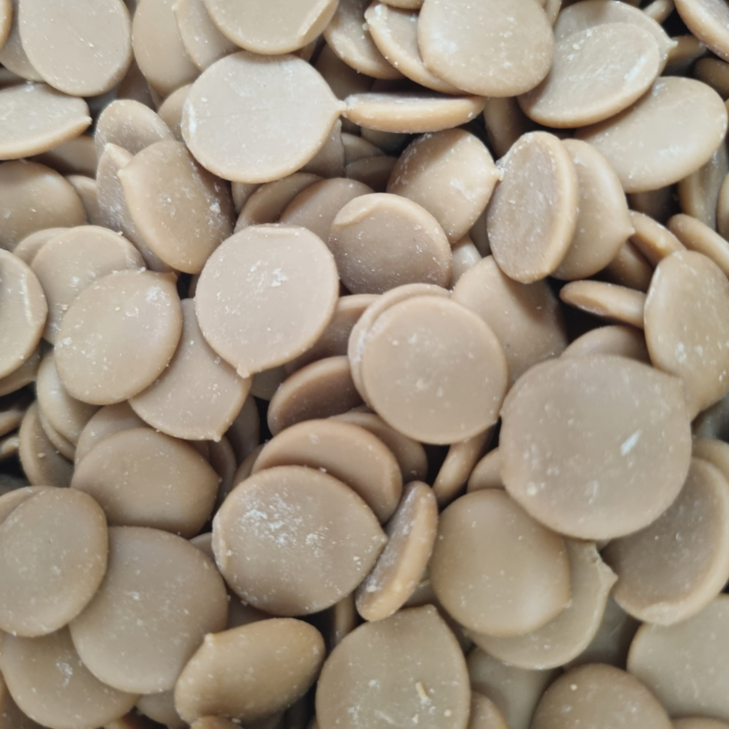 CHOCOLATE BUTTONS CARAMEL