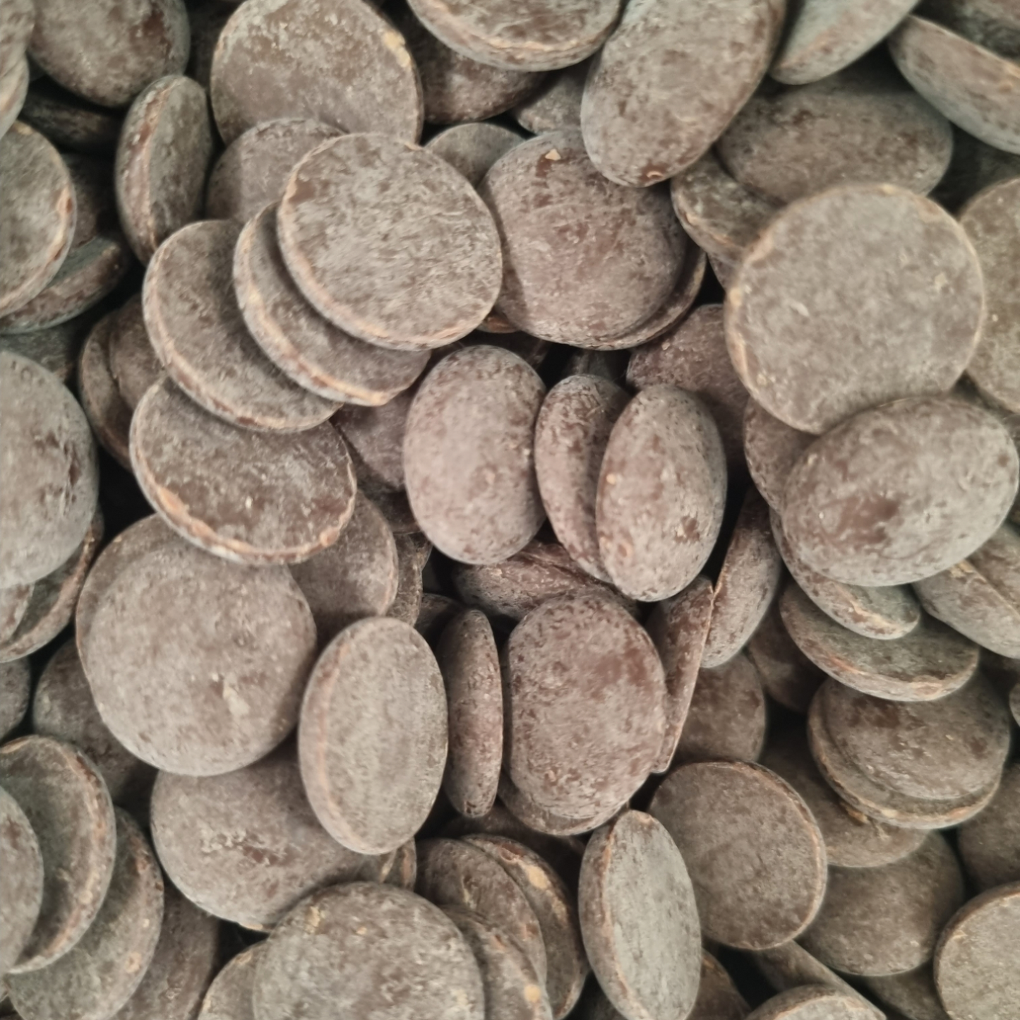 CHOCOLATE BUTTONS DARK