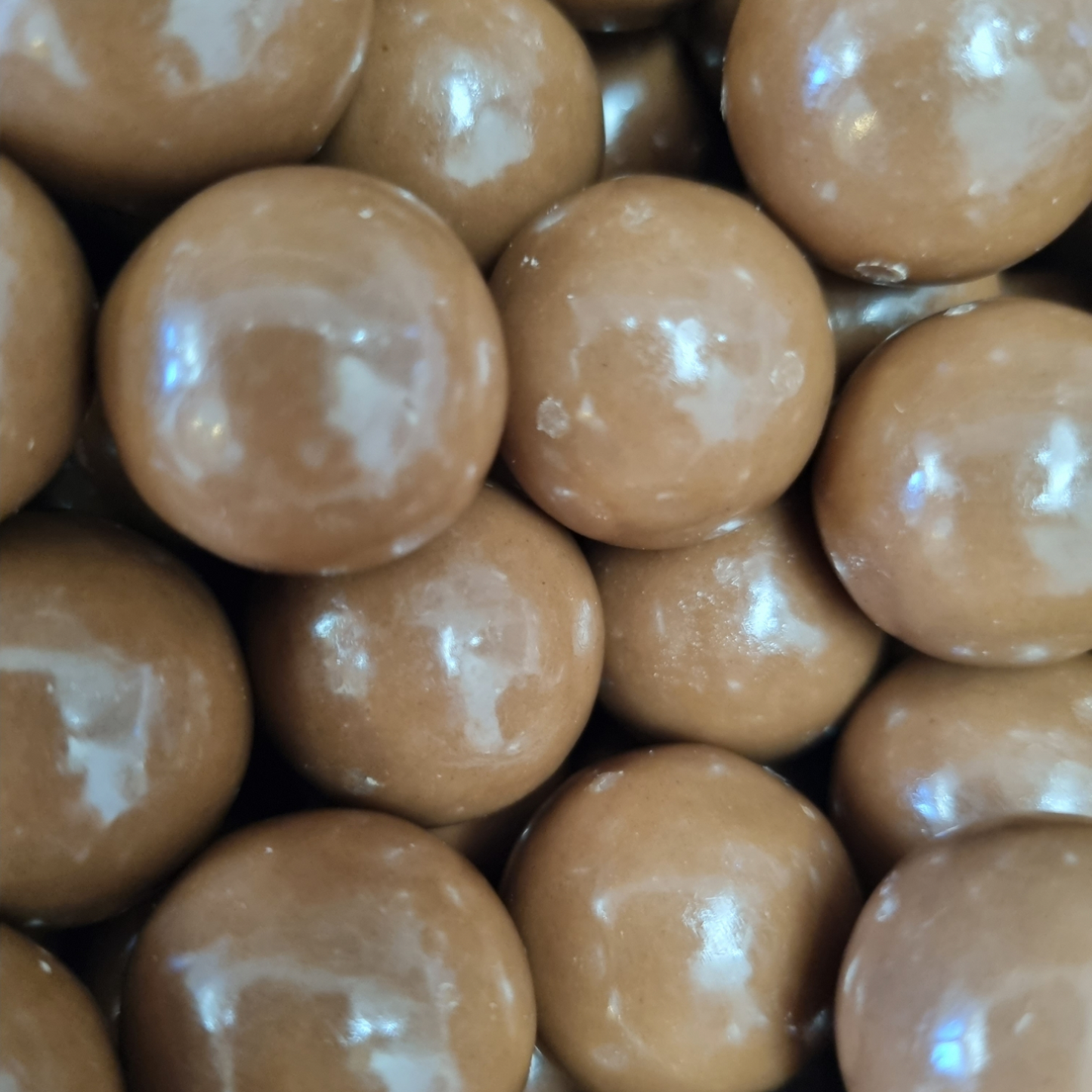 MALT BALLS MILK CHOCOLATE