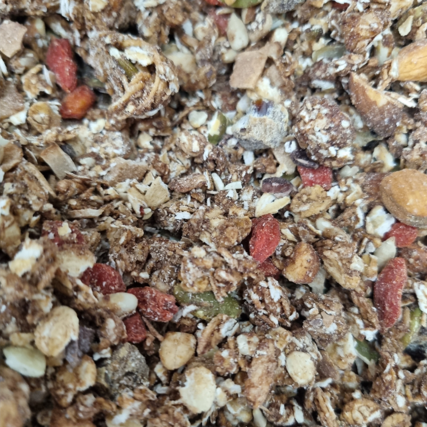 CHOCOLATE GOJI & ALMOND GRANOLA