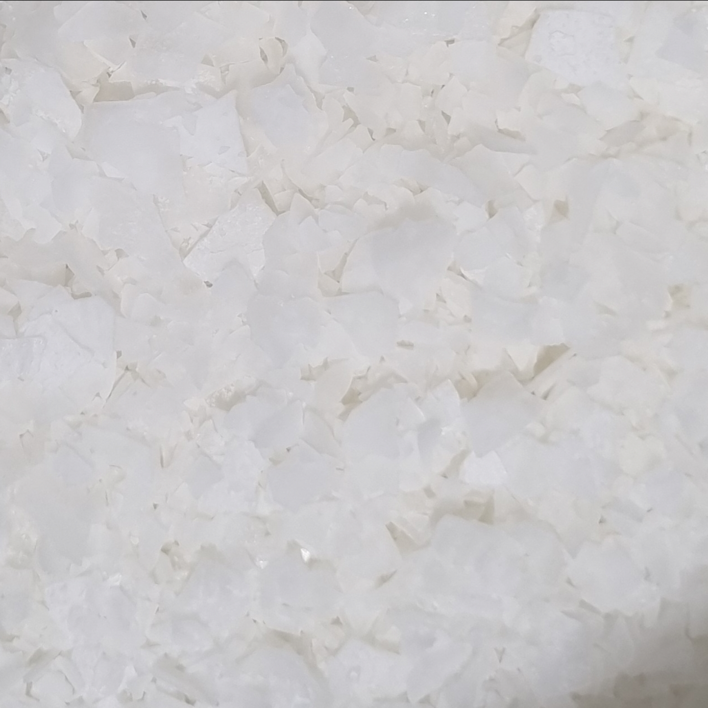 MAGNESIUM FLAKES